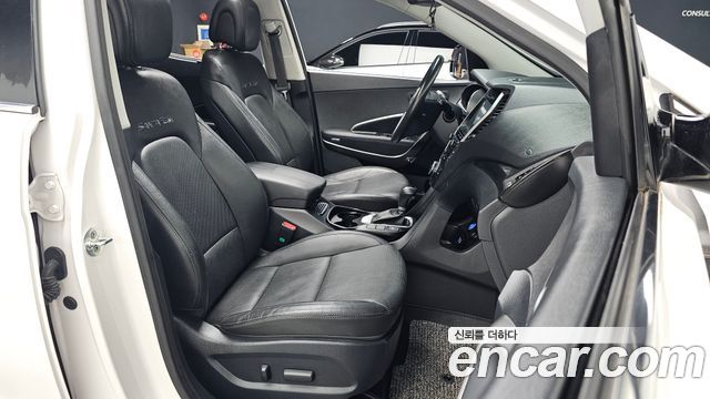 Hyundai Santafe 2016 — photo 16