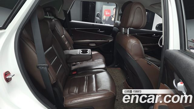 Kia Sorento 2015 — photo 18