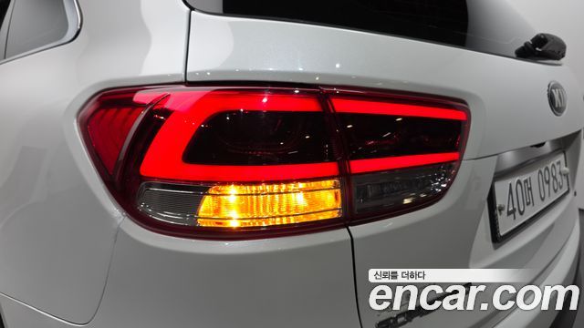 Kia Sorento 2015 — photo 9