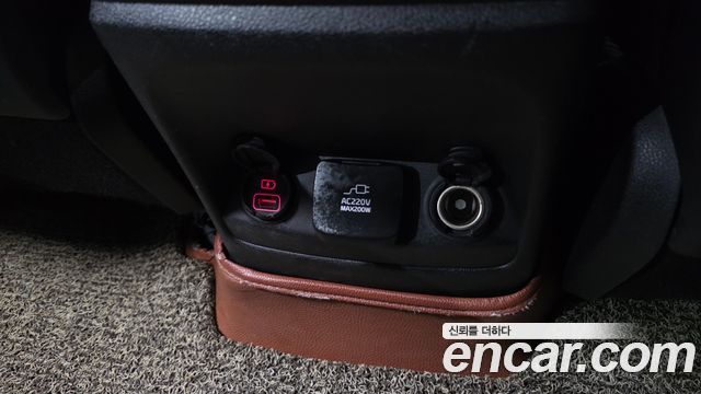 Kia Sorento 2015 — photo 32