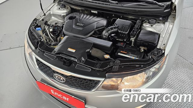 Kia Porte 2011 — photo 6