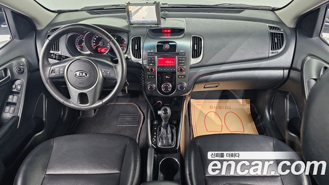 Kia Porte 2011 — photo 7