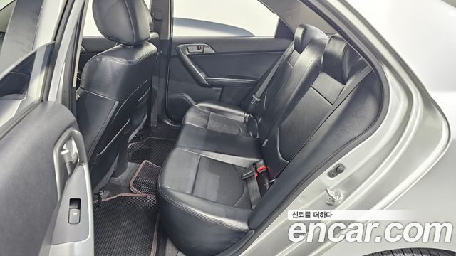 Kia Porte 2011 — photo 11