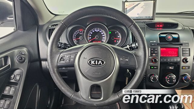 Kia Porte 2011 — photo 13