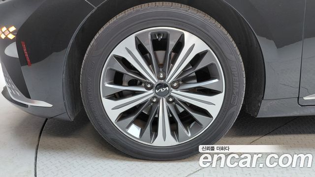 Kia K8 2022 — photo 5