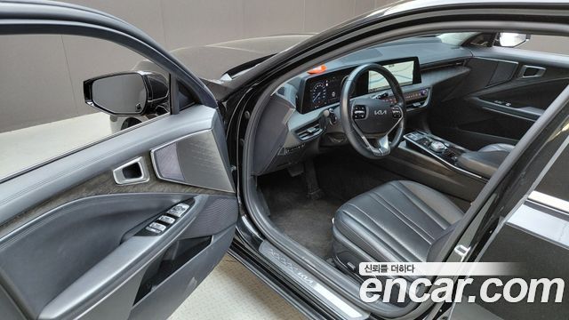 Kia K8 2022 — photo 13