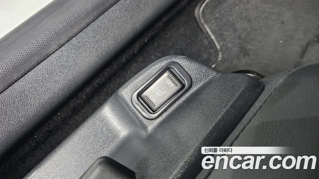Renault Korea SM3 2016 — photo 21