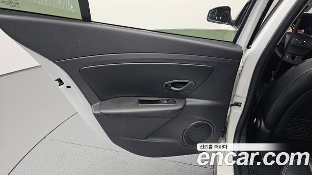 Renault Korea SM3 2016 — photo 15