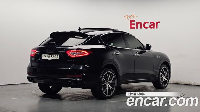 Maserati Levante 2019 — photo 2