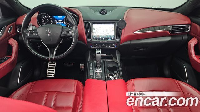 Maserati Levante 2019 — photo 10