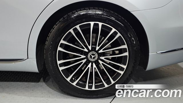 Mercedes-Benz S-Class 2021 — photo 7