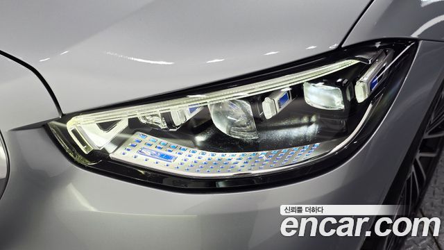 Mercedes-Benz S-Class 2021 — photo 8