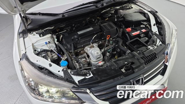 Honda Accord 2015 — photo 6