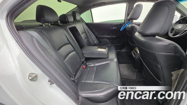 Honda Accord 2015 — photo 20