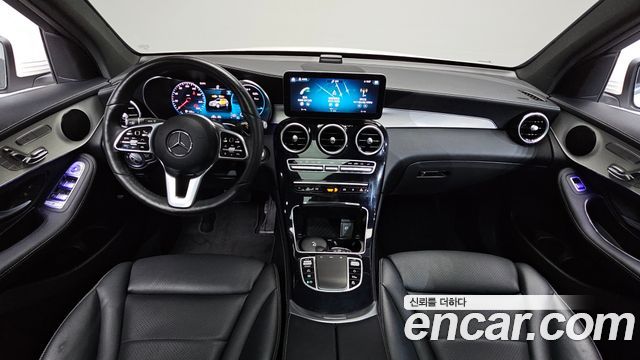 Mercedes-Benz GLC-Class 2021 — photo 10