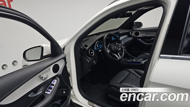 Mercedes-Benz GLC-Class 2021 — photo 13