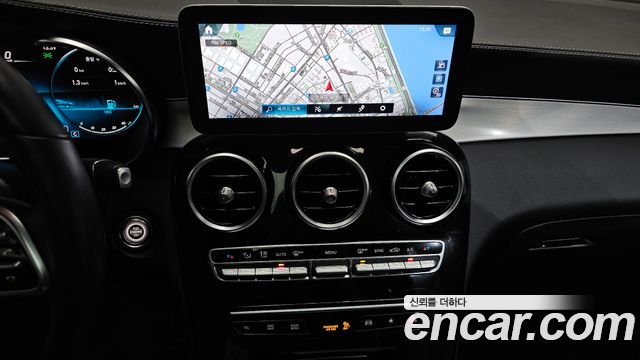 Mercedes-Benz GLC-Class 2021 — photo 20