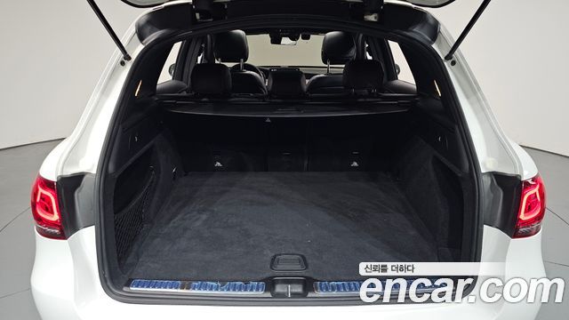Mercedes-Benz GLC-Class 2021 — photo 26