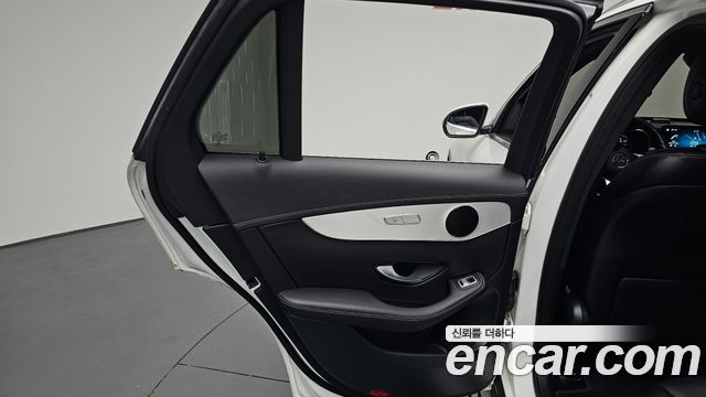 Mercedes-Benz GLC-Class 2021 — photo 15