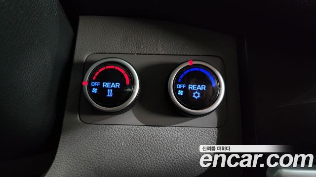 Hyundai Solati 2023 — photo 22
