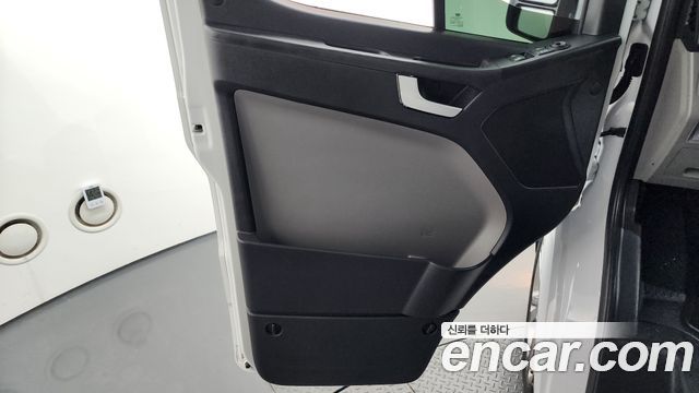 Hyundai Solati 2023 — photo 14