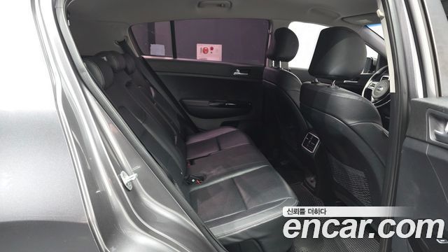 Kia Sportage 2016 — photo 11