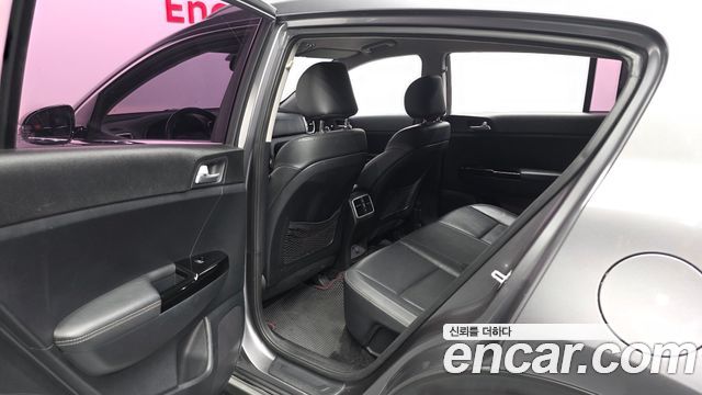 Kia Sportage 2016 — photo 16
