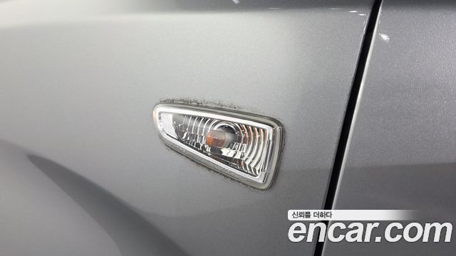 Hyundai Starex 2015 — photo 17