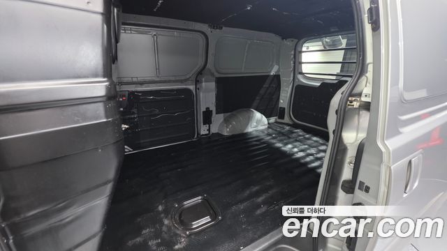 Hyundai Starex 2015 — photo 18