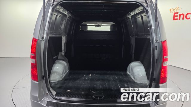 Hyundai Starex 2015 — photo 20