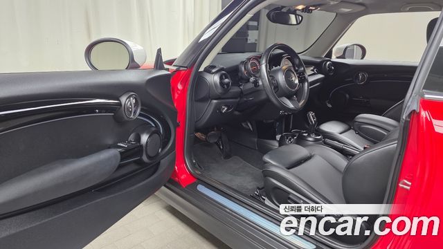 Mini Cooper 2022 — photo 10