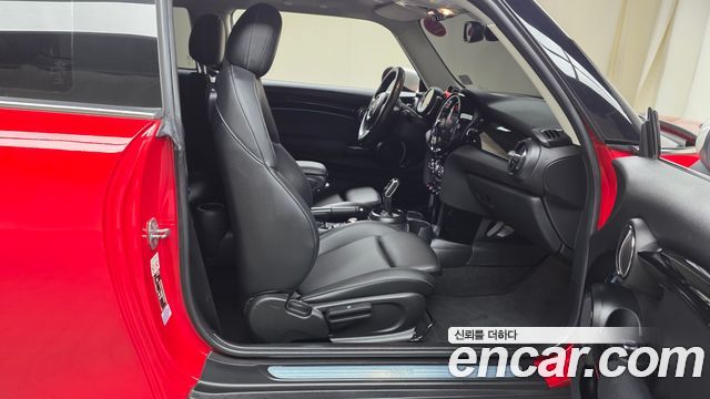 Mini Cooper 2022 — photo 11