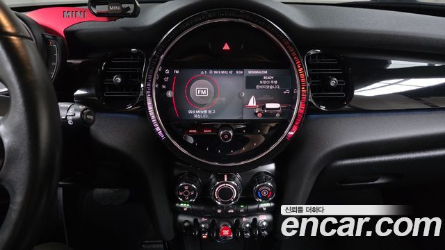 Mini Cooper 2022 — photo 15