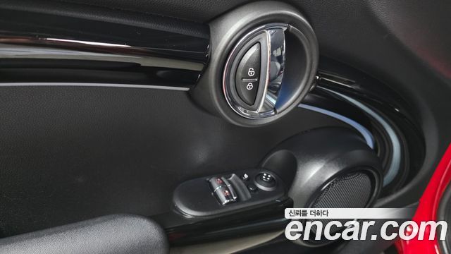 Mini Cooper 2022 — photo 20