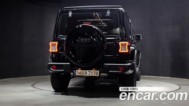 Jeep Wrangler 2022 — photo 4