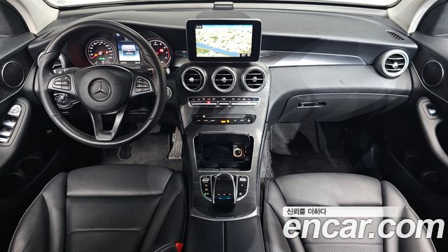 Mercedes-Benz GLC-Class 2019 — photo 10
