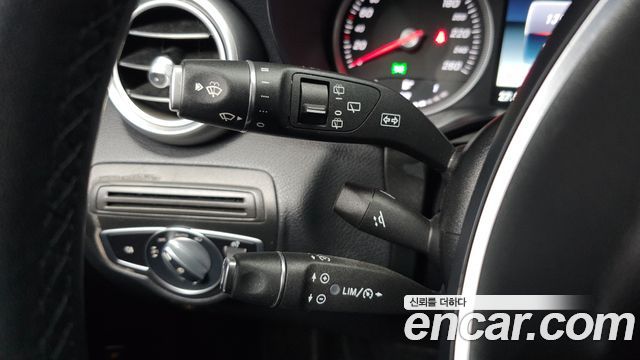 Mercedes-Benz GLC-Class 2019 — photo 21