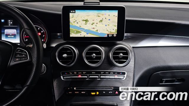 Mercedes-Benz GLC-Class 2019 — photo 22