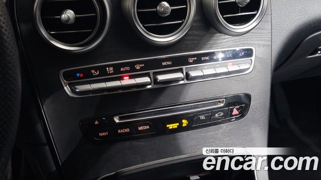 Mercedes-Benz GLC-Class 2019 — photo 25