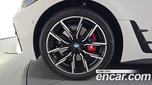 BMW 4-Series 2026 — photo 5