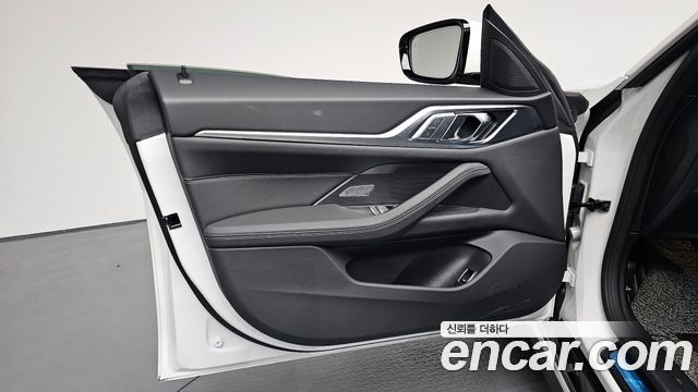 BMW 4-Series 2026 — photo 14