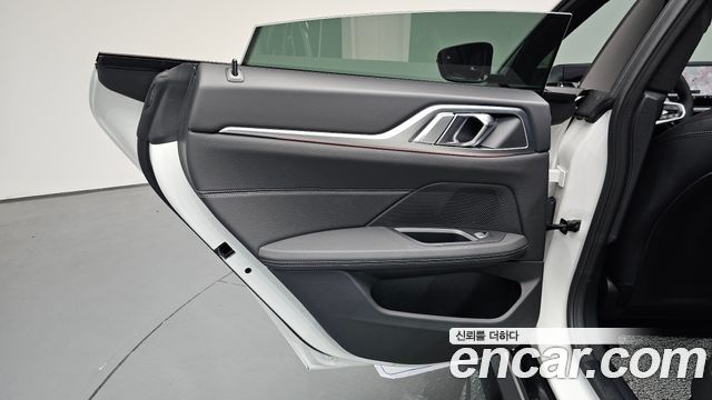 BMW 4-Series 2026 — photo 15