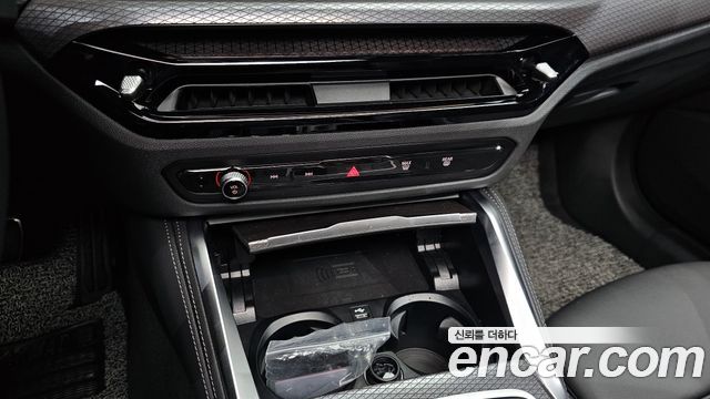 BMW 4-Series 2026 — photo 29