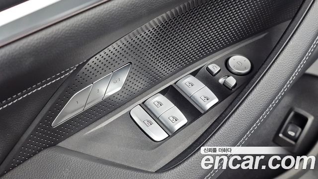 BMW 4-Series 2026 — photo 31