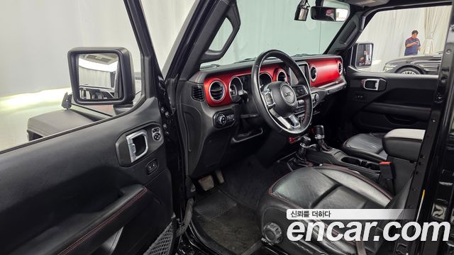 Jeep Wrangler 2018 — photo 13