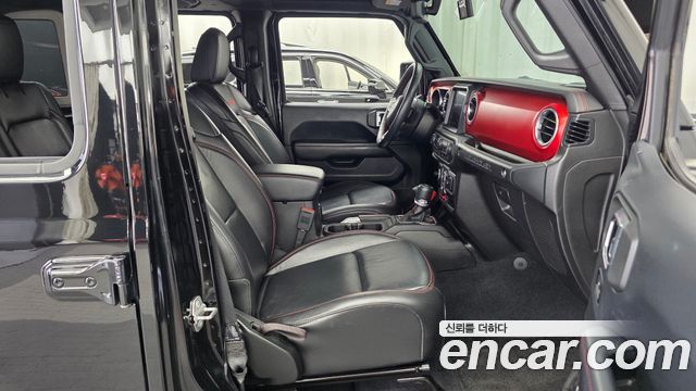 Jeep Wrangler 2018 — photo 17