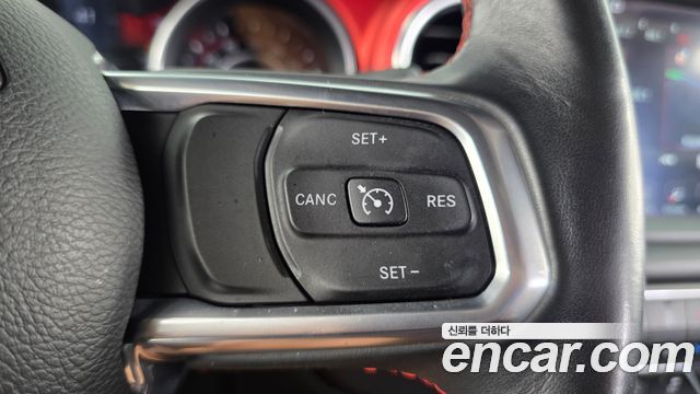 Jeep Wrangler 2018 — photo 29