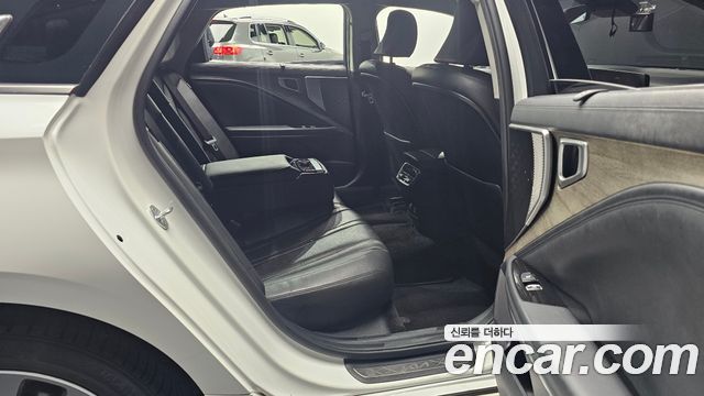 Kia K8 2023 — photo 17