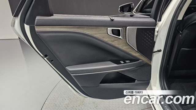 Kia K8 2023 — photo 15