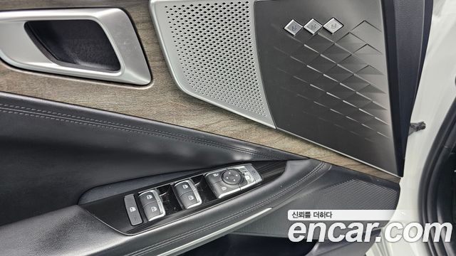 Kia K8 2023 — photo 27